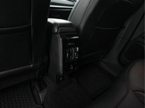 Jeep Compass 4xe 190 Plug-in Hybrid Electric Limited Lease Ed. (INCL-BTW) *LEATHER-FABRIC | FULL-LED | ADAPTIVE-CRUISE | CAMERA | CARPLAY | BLIND-SPOT | KEYLESS | DAB+ | DIGI-COCKPIT | PRIVACY-GLASS | COMFORT-SEATS | 19''ALU | TOWBAR*