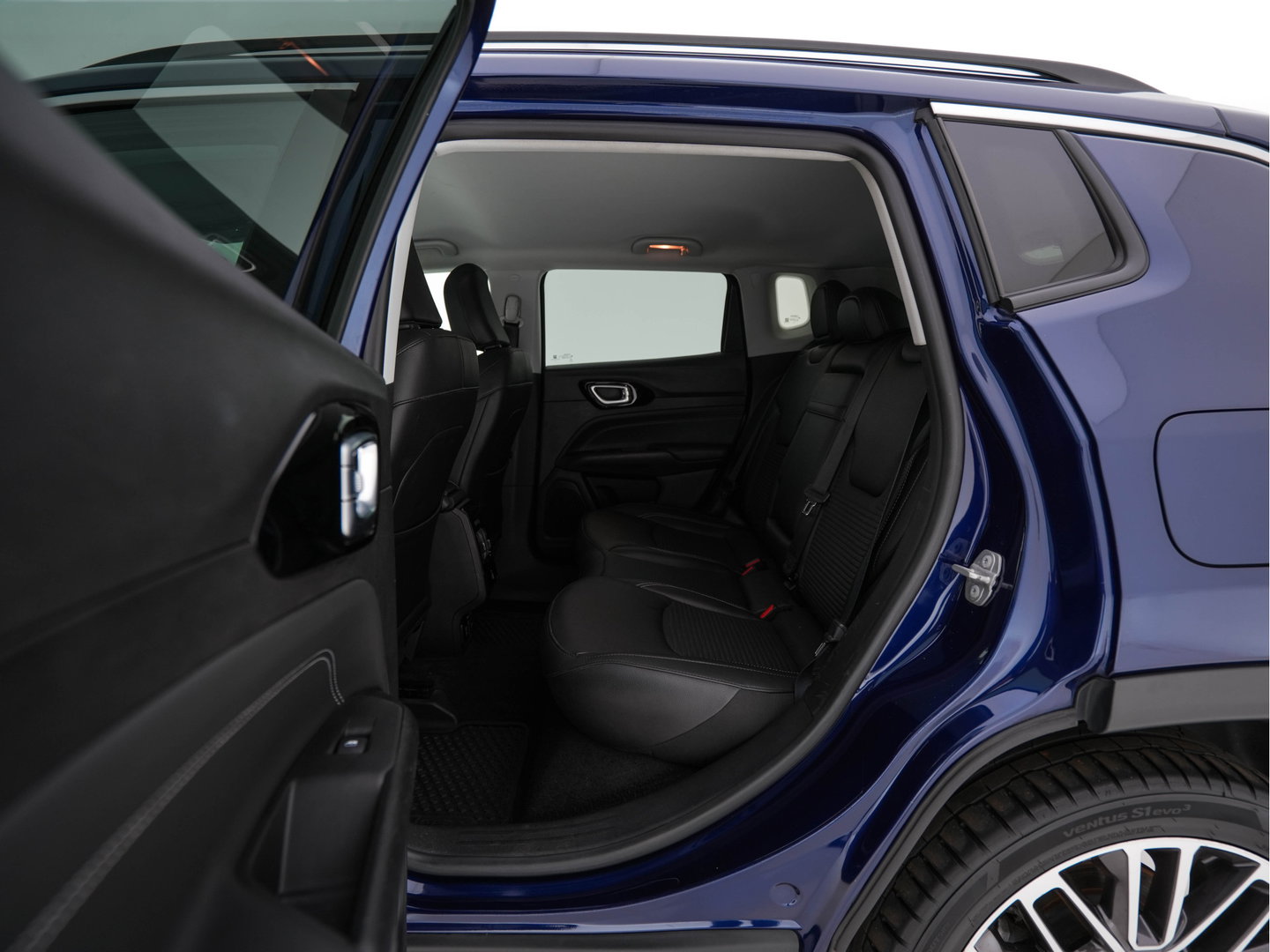 Jeep Compass 4xe 190 Plug-in Hybrid Electric Limited Lease Ed. (INCL-BTW) *LEATHER-FABRIC | FULL-LED | ADAPTIVE-CRUISE | CAMERA | CARPLAY | BLIND-SPOT | KEYLESS | DAB+ | DIGI-COCKPIT | PRIVACY-GLASS | COMFORT-SEATS | 19''ALU | TOWBAR*