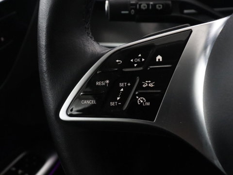 Mercedes-Benz C-Klasse 300 E Estate Avantgarde | SOH 97.6% | 360 camera | Adaptive cruise | Memory | Stoelverwarming | Sfeerverlichting | Carplay | Full LED |