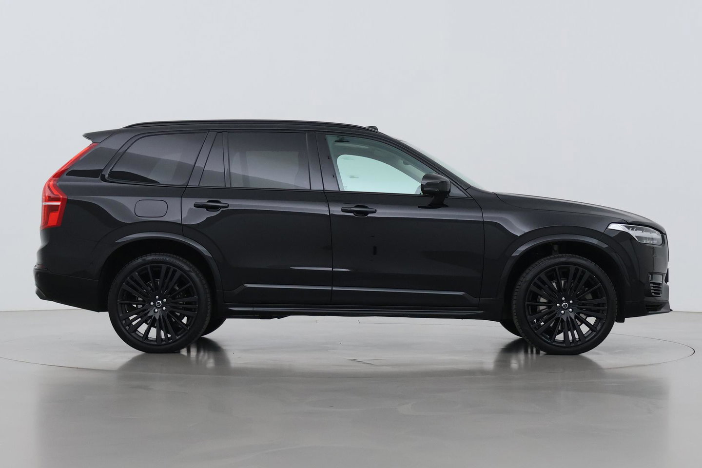 Volvo XC90 T8 Ultimate Dark | Bowers&Wilkins | Massage+Ventilatie | Panoramadak | 360° Camera | Head-Up | BLIS | 22 Inch