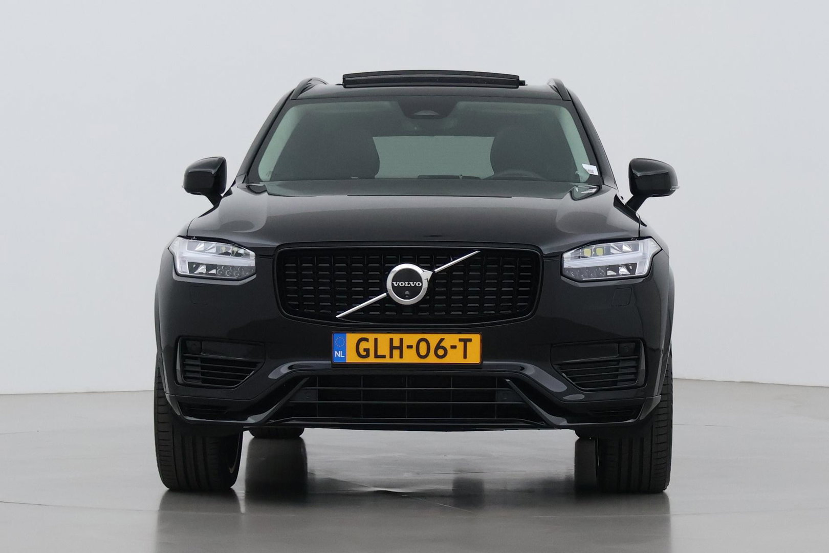 Volvo XC90 T8 Ultimate Dark | Bowers&Wilkins | Massage+Ventilatie | Panoramadak | 360° Camera | Head-Up | BLIS | 22 Inch