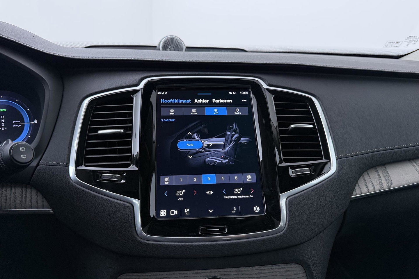 Volvo XC90 T8 Ultimate Dark | Bowers&Wilkins | Massage+Ventilatie | Panoramadak | 360° Camera | Head-Up | BLIS | 22 Inch