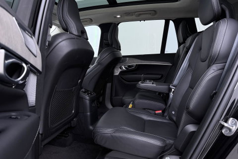 Volvo XC90 T8 Ultimate Dark | Bowers&Wilkins | Massage+Ventilatie | Panoramadak | 360° Camera | Head-Up | BLIS | 22 Inch