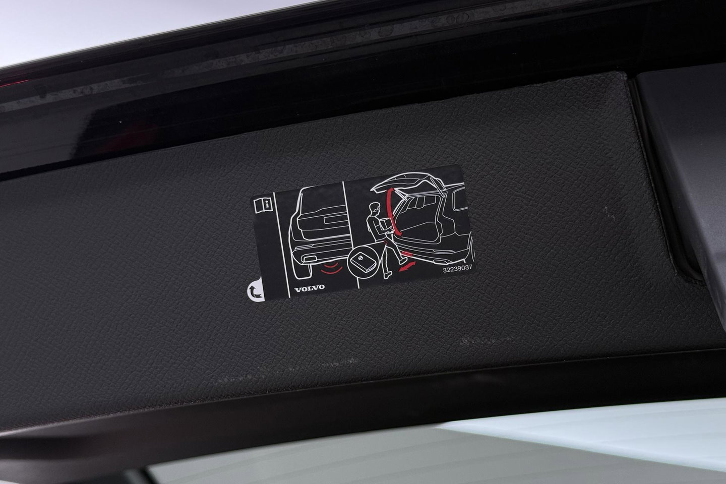 Volvo XC90 T8 Ultimate Dark | Bowers&Wilkins | Massage+Ventilatie | Panoramadak | 360° Camera | Head-Up | BLIS | 22 Inch