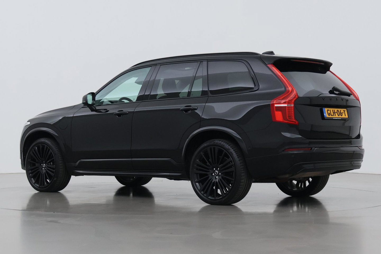 Volvo XC90 T8 Ultimate Dark | Bowers&Wilkins | Massage+Ventilatie | Panoramadak | 360° Camera | Head-Up | BLIS | 22 Inch