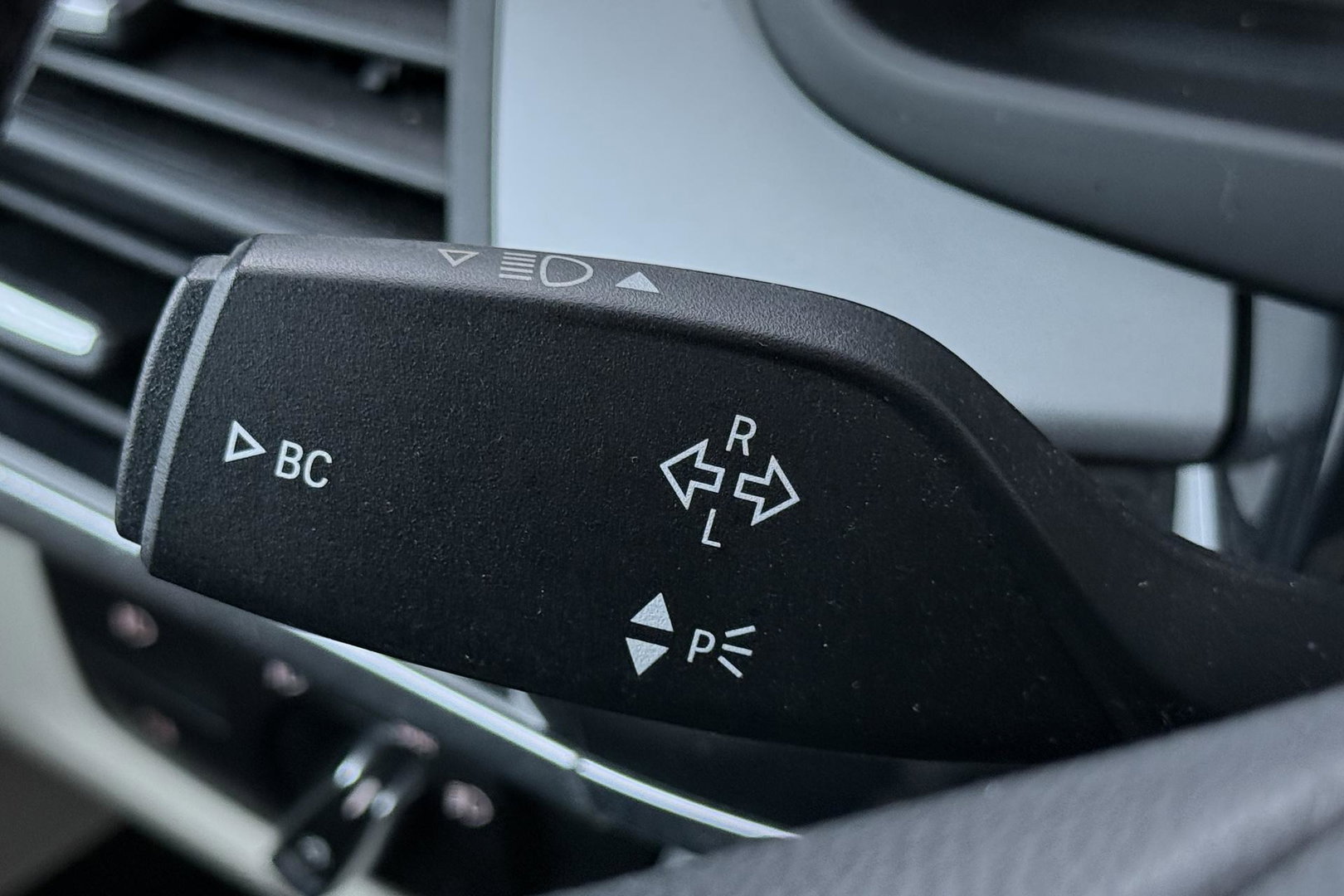 BMW X5 xDrive40e | Cruise Control | Stoelverwarming | Leder | 19 Inch | Elek. Achterklep