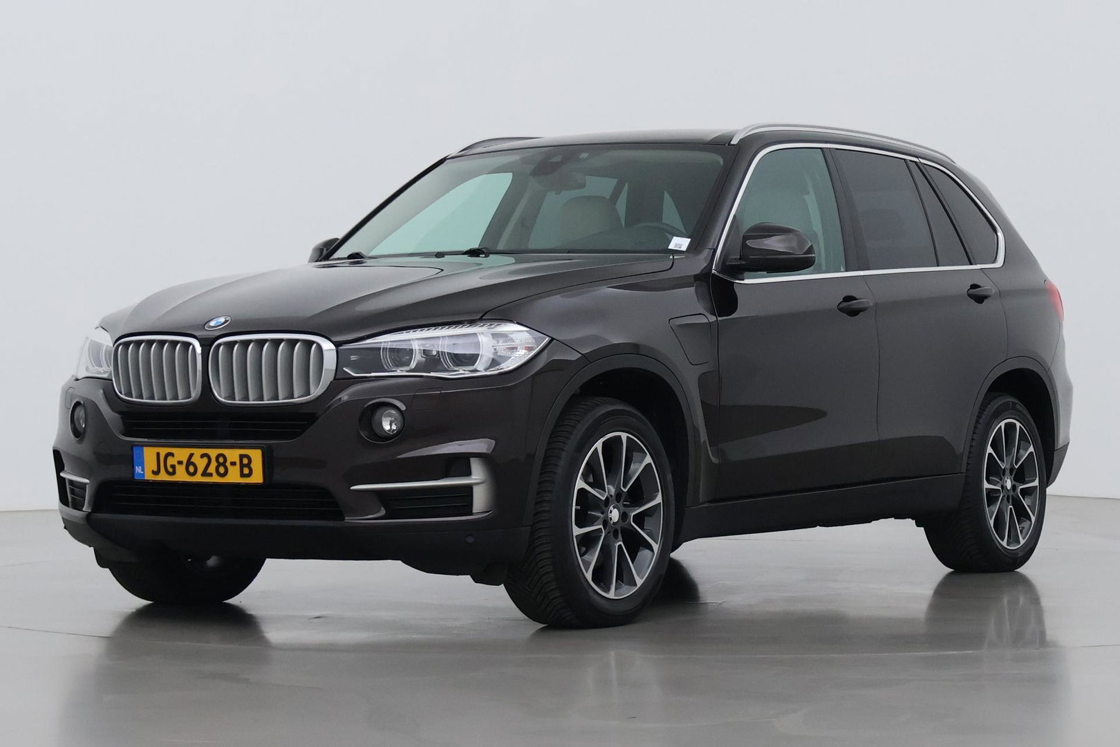 BMW X5 xDrive40e | Cruise Control | Stoelverwarming | Leder | 19 Inch | Elek. Achterklep
