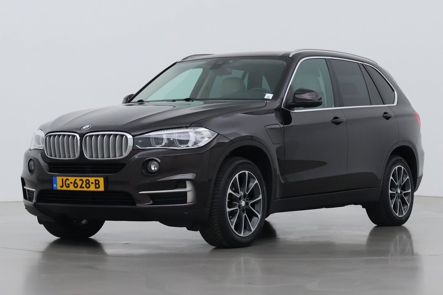 BMW X5 xDrive40e | Cruise Control | Stoelverwarming | Leder | 19 Inch | Elek. Achterklep