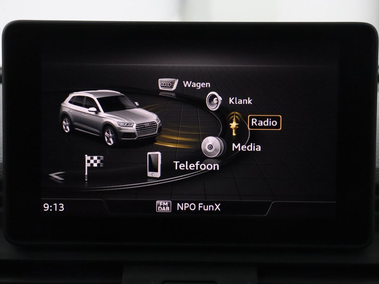 Audi Q5 50 TFSI e quattro S edition | SOH 85,5% | Panoramadak | Half leder | Stoelverwarming | Adaptive cruise | Dodehoek detectie | Camera | Park assist | Navigatie | Bluetooth | Climate control