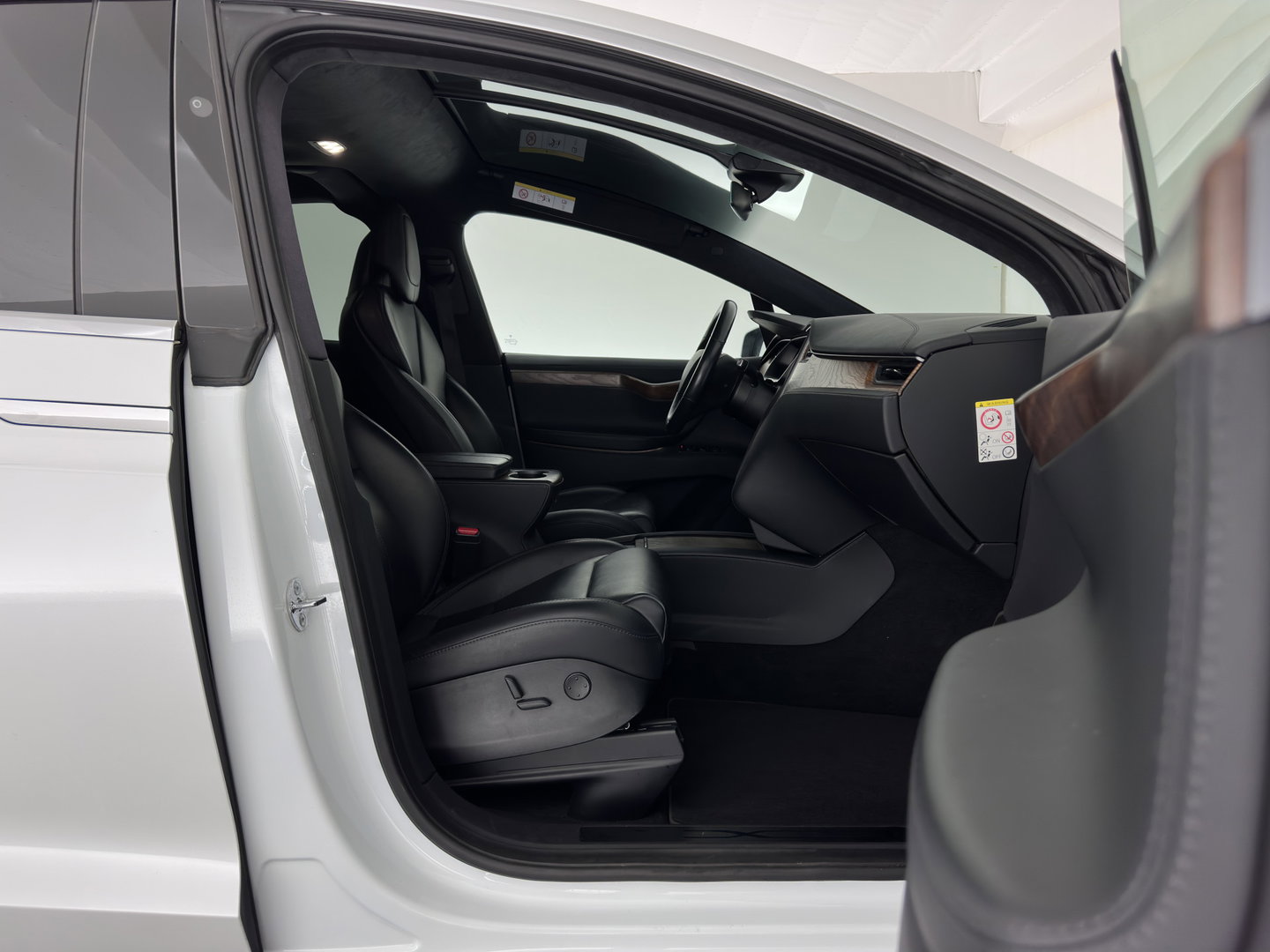 Tesla Model X 100D Long Range 6 pers. (INCL. BTW) *AUT | PANO | LEATHER | NAVI-FULLMAP | FULL-LED | AIRSUSPENSION | DIGI-COCKPIT | FASTLOADER | KEYLESS | DAB+ | HEATED-SPORTSEATS | PRIVACY-GLASS | AUTOPILOT |  20"ALU*