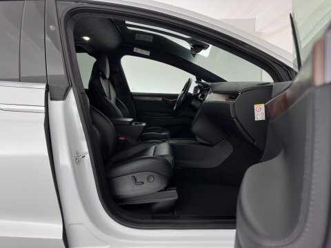 Tesla Model X 100D Long Range 6 pers. (INCL. BTW) *AUT | PANO | LEATHER | NAVI-FULLMAP | FULL-LED | AIRSUSPENSION | DIGI-COCKPIT | FASTLOADER | KEYLESS | DAB+ | HEATED-SPORTSEATS | PRIVACY-GLASS | AUTOPILOT |  20"ALU*