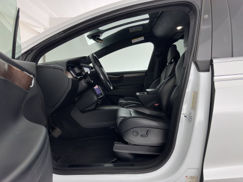 Tesla Model X 100D Long Range 6 pers. (INCL. BTW) *AUT | PANO | LEATHER | NAVI-FULLMAP | FULL-LED | AIRSUSPENSION | DIGI-COCKPIT | FASTLOADER | KEYLESS | DAB+ | HEATED-SPORTSEATS | PRIVACY-GLASS | AUTOPILOT |  20"ALU*