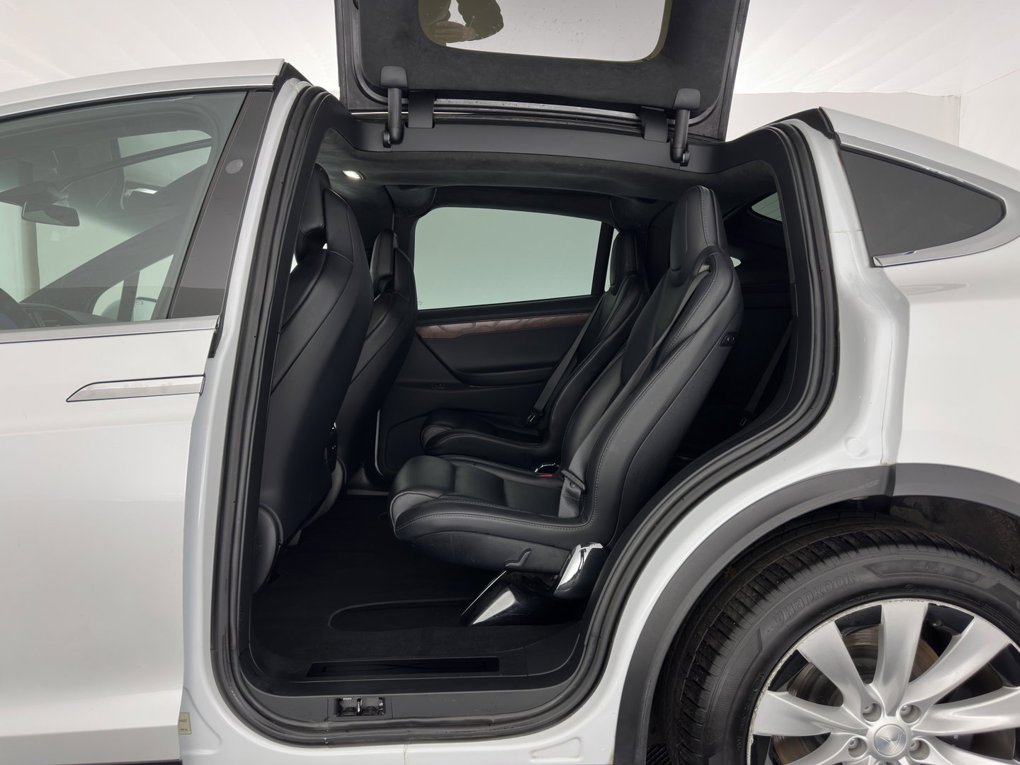 Tesla Model X 100D Long Range 6 pers. (INCL. BTW) *AUT | PANO | LEATHER | NAVI-FULLMAP | FULL-LED | AIRSUSPENSION | DIGI-COCKPIT | FASTLOADER | KEYLESS | DAB+ | HEATED-SPORTSEATS | PRIVACY-GLASS | AUTOPILOT |  20"ALU*