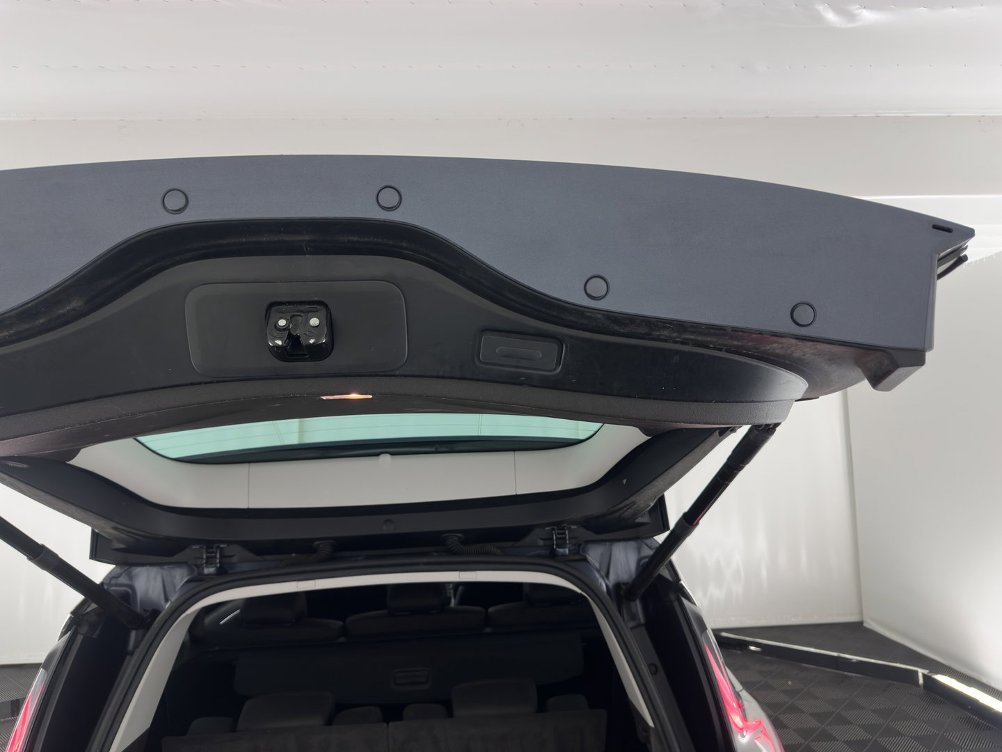 Renault Espace 2.0 Blue dCi Intens 7pers. *AUT | PANO | HEAD-UP | LEATHER | CRUISE | FULL-LED | CAMERA | KEYLESS | HEATED-COMFORTSEATS | PRIVACY-GLASS | ECC | PDC | AMBIENT-LIGHT | 19''ALU*