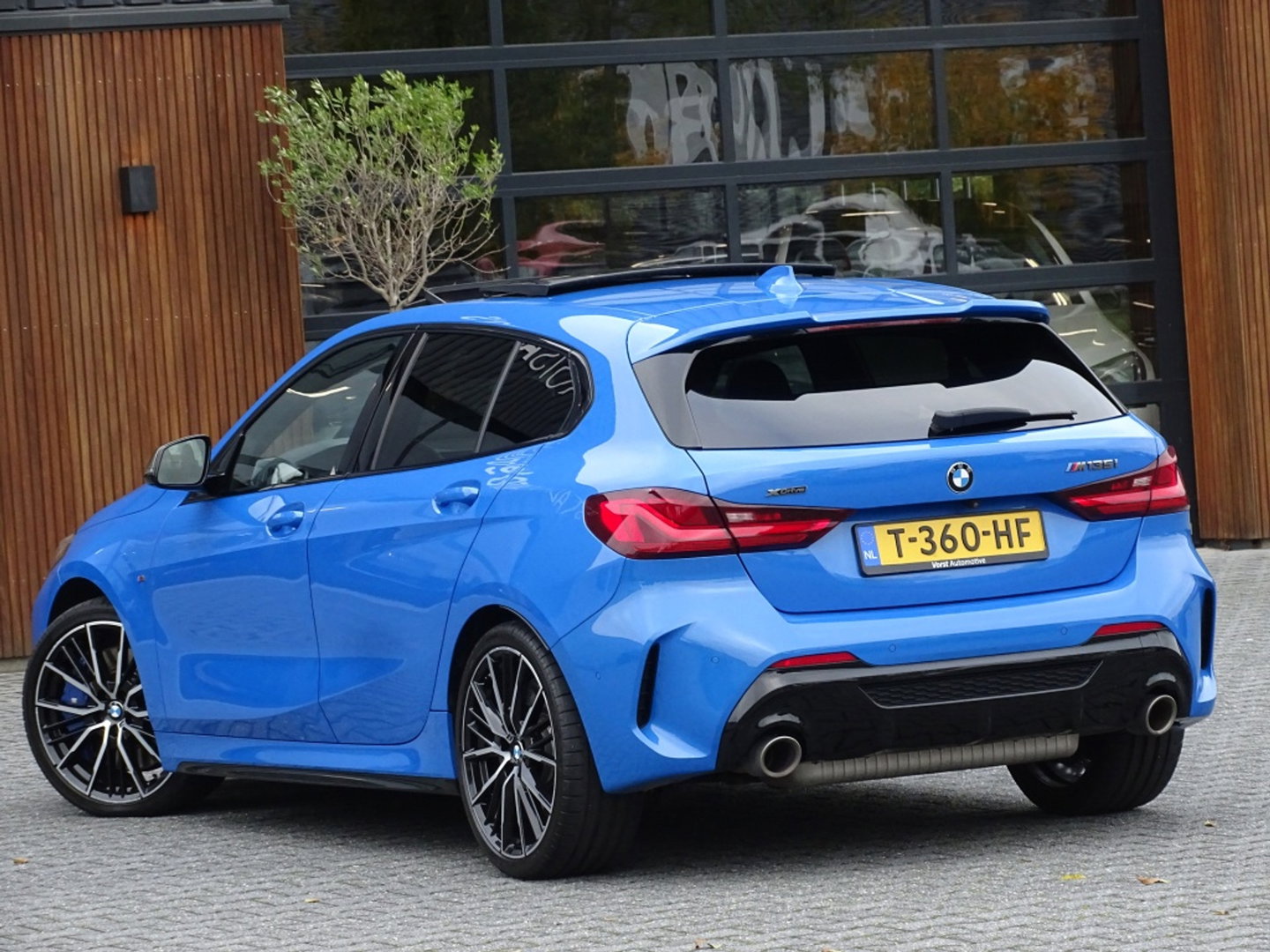 BMW 1-serie M135i 306PK xDrive M Sport / Individual / head-up / Harman Kardon