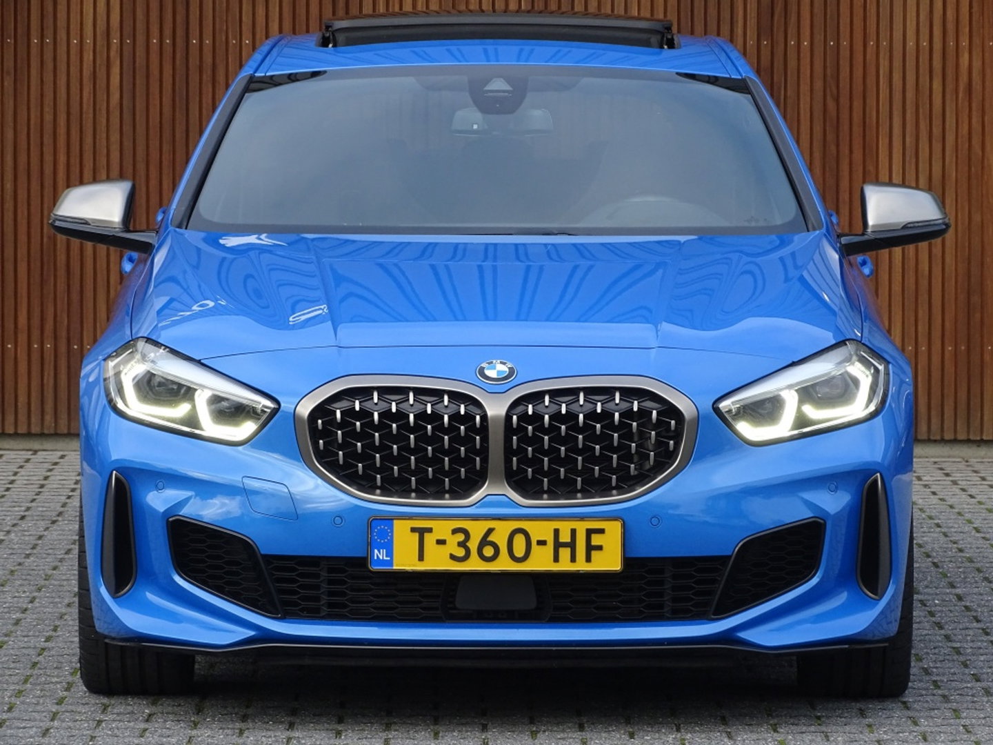 BMW 1-serie M135i 306PK xDrive M Sport / Individual / head-up / Harman Kardon