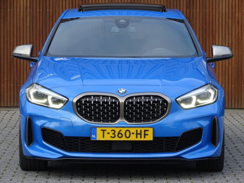 BMW 1-serie M135i 306PK xDrive M Sport / Individual / head-up / Harman Kardon