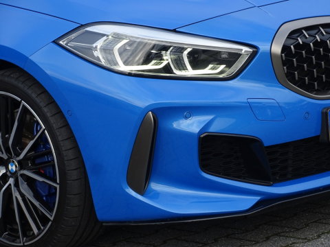 BMW 1-serie M135i 306PK xDrive M Sport / Individual / head-up / Harman Kardon