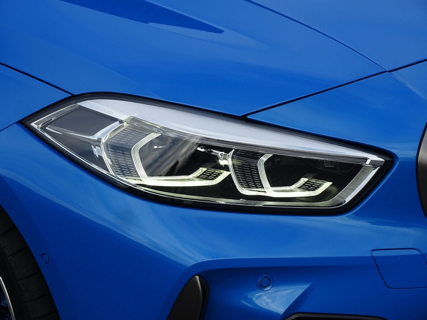 BMW 1-serie M135i 306PK xDrive M Sport / Individual / head-up / Harman Kardon