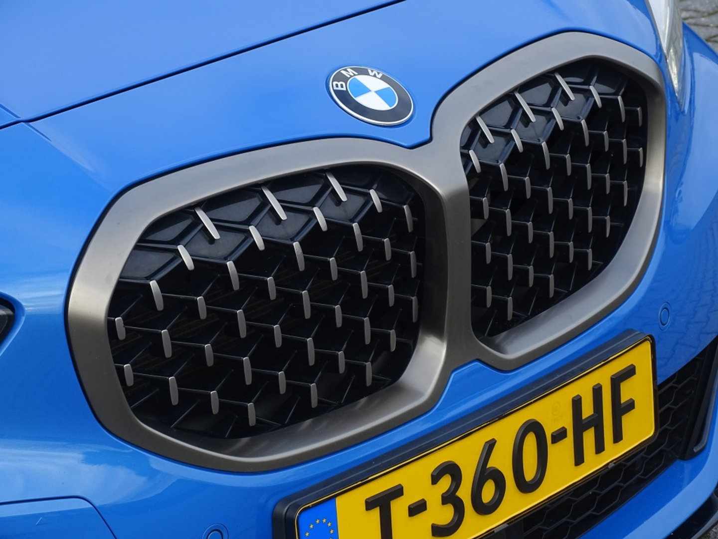 BMW 1-serie M135i 306PK xDrive M Sport / Individual / head-up / Harman Kardon