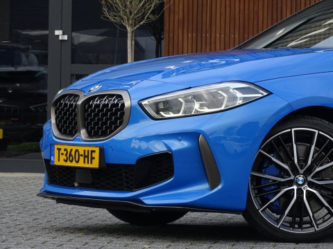 BMW 1-serie M135i 306PK xDrive M Sport / Individual / head-up / Harman Kardon