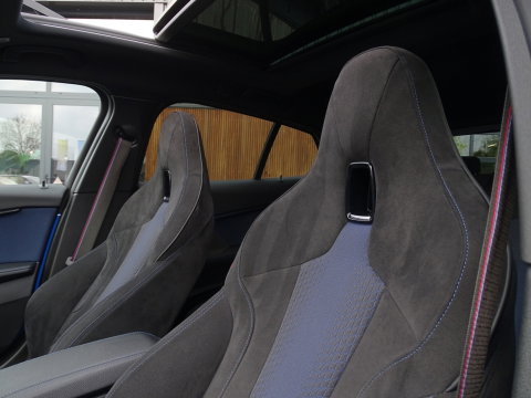 BMW 1-serie M135i 306PK xDrive M Sport / Individual / head-up / Harman Kardon