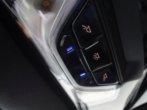 BMW 1-serie M135i 306PK xDrive M Sport / Individual / head-up / Harman Kardon