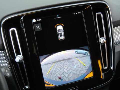 Volvo XC40 RECHARGE P8 AWD R-DESIGN/ TREKHAAK/ ADAPTIVE CRUISE/ SOH 92%/ NL-AUTO 1STE EIGENAAR MET 56.352KM!!