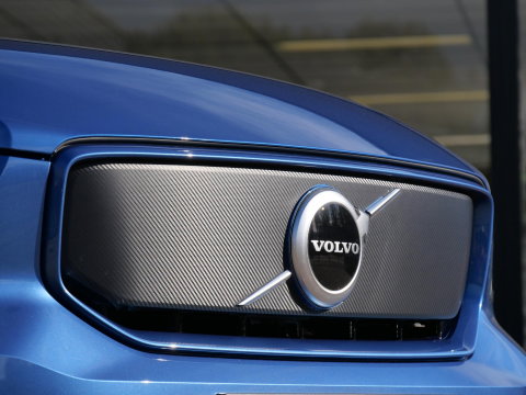 Volvo XC40 RECHARGE P8 AWD R-DESIGN/ TREKHAAK/ ADAPTIVE CRUISE/ SOH 92%/ NL-AUTO 1STE EIGENAAR MET 56.352KM!!