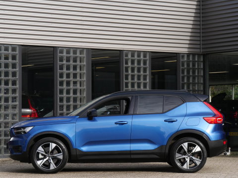 Volvo XC40 RECHARGE P8 AWD R-DESIGN/ TREKHAAK/ ADAPTIVE CRUISE/ SOH 92%/ NL-AUTO 1STE EIGENAAR MET 56.352KM!!