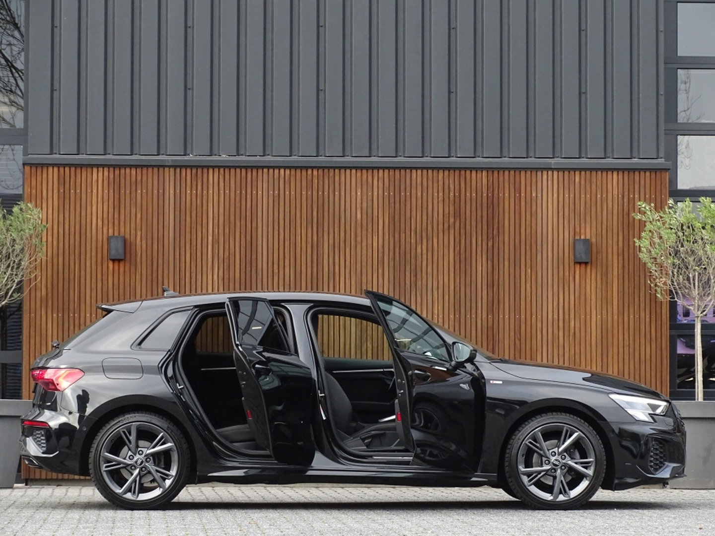 Audi A3 Sportback 35 TDI 150PK automaat / MMI / S-line / ACC / LED