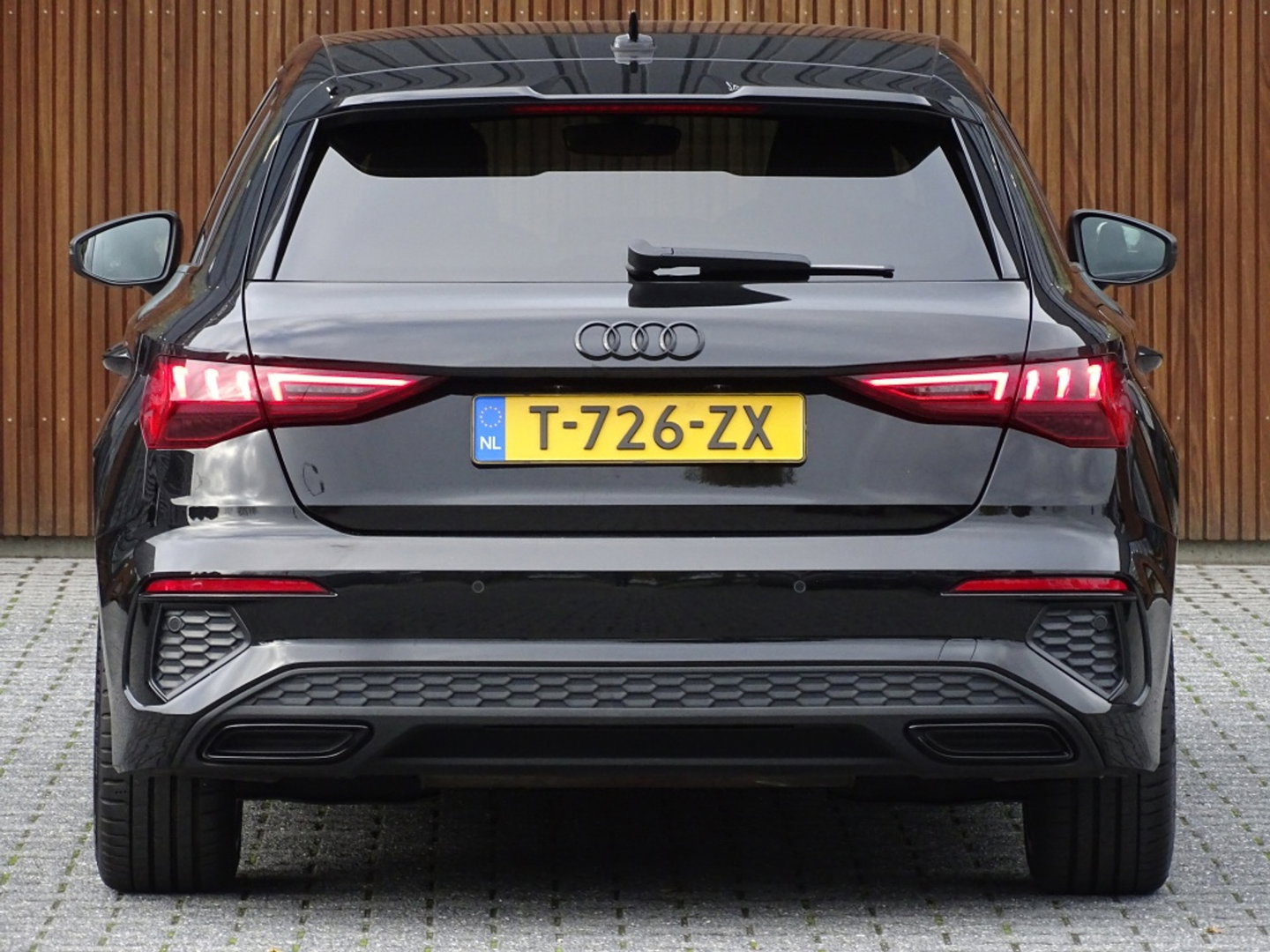 Audi A3 Sportback 35 TDI 150PK automaat / MMI / S-line / ACC / LED