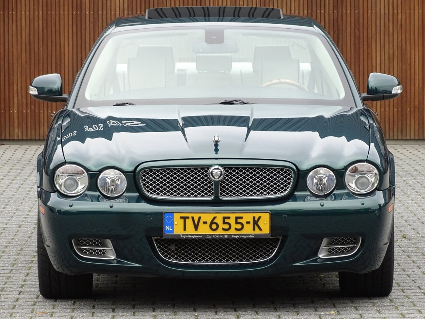 Jaguar XJR 4.2 V8 Supercharged 396PK / VIP / TV