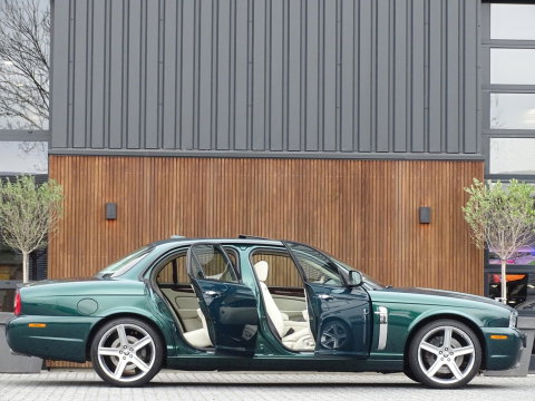 Jaguar XJR 4.2 V8 Supercharged 396PK / VIP / TV