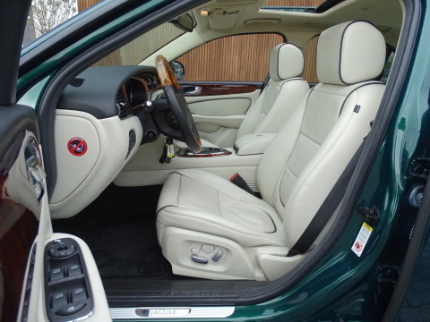 Jaguar XJR 4.2 V8 Supercharged 396PK / VIP / TV