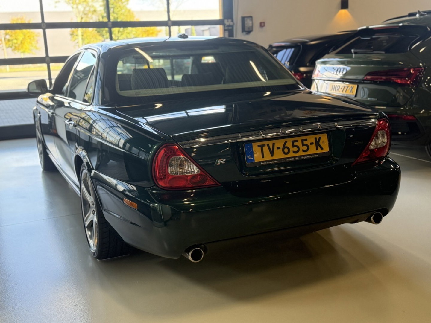 Jaguar XJR 4.2 V8 Supercharged 396PK / VIP / TV