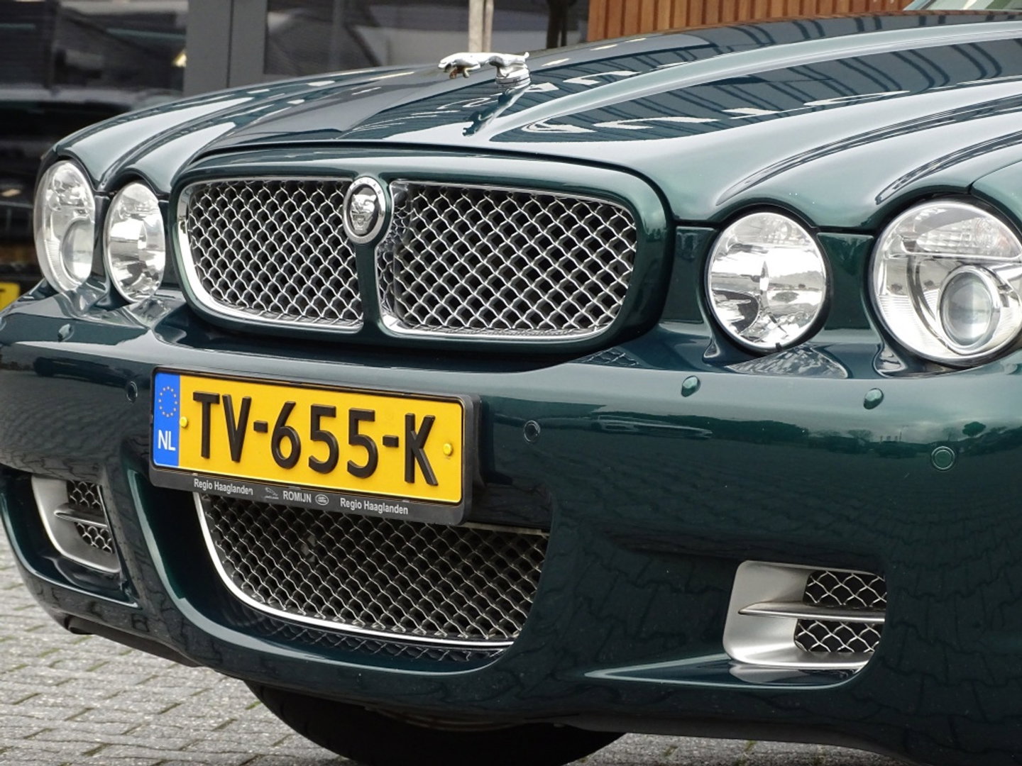 Jaguar XJR 4.2 V8 Supercharged 396PK / VIP / TV