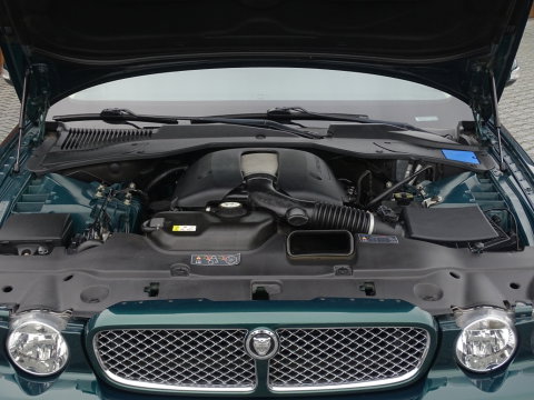 Jaguar XJR 4.2 V8 Supercharged 396PK / VIP / TV