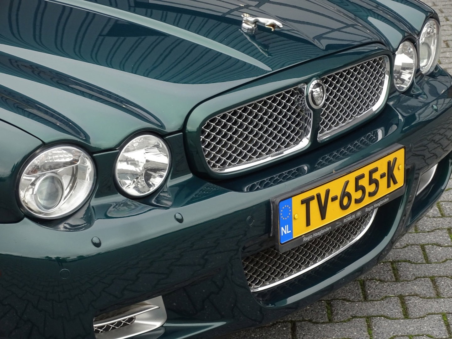 Jaguar XJR 4.2 V8 Supercharged 396PK / VIP / TV