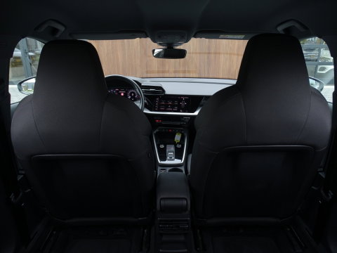 Audi A3 Sportback 35 TDI 150PK automaat / MMI / S-line / ACC / LED