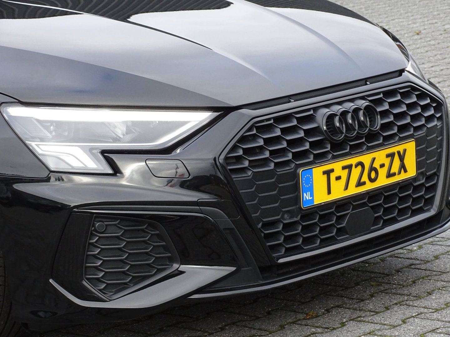 Audi A3 Sportback 35 TDI 150PK automaat / MMI / S-line / ACC / LED