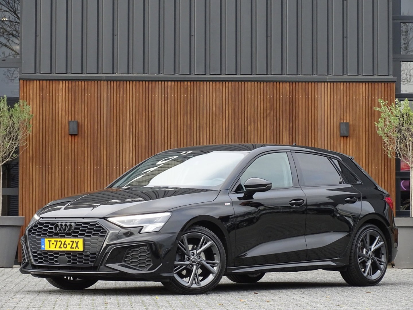 Audi A3 Sportback 35 TDI 150PK automaat / MMI / S-line / ACC / LED