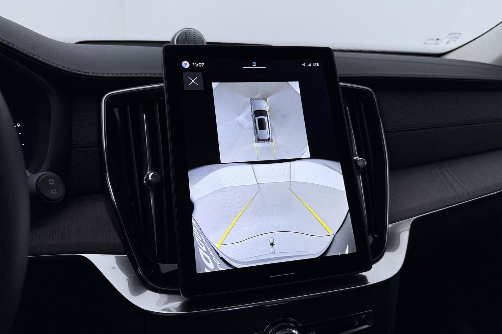 Volvo XC90 T8 Ultra Bright | Luchtvering | Bowers&Wilkins | 22 Inch | Panoramadak | Trekhaak | 360° Camera | Head-Up