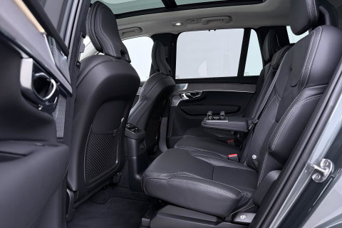 Volvo XC90 T8 Ultra Bright | Luchtvering | Bowers&Wilkins | 22 Inch | Panoramadak | Trekhaak | 360° Camera | Head-Up