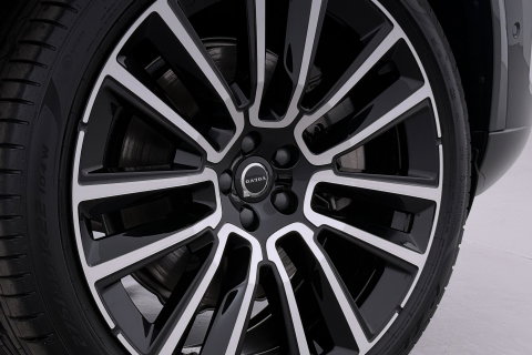 Volvo XC90 T8 Ultra Bright | Luchtvering | Bowers&Wilkins | 22 Inch | Panoramadak | Trekhaak | 360° Camera | Head-Up