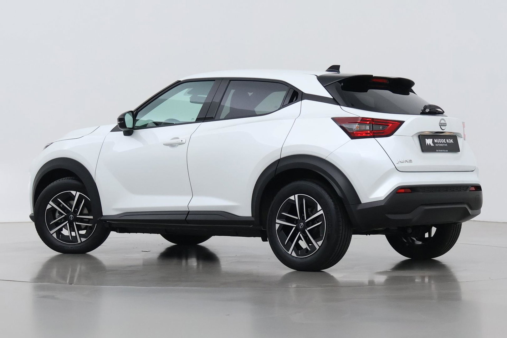 Nissan Juke 1.0 DIG-T N-Connecta | Stoel+Stuurverwarming | Cruise Control | Carplay | Camera | Keyless