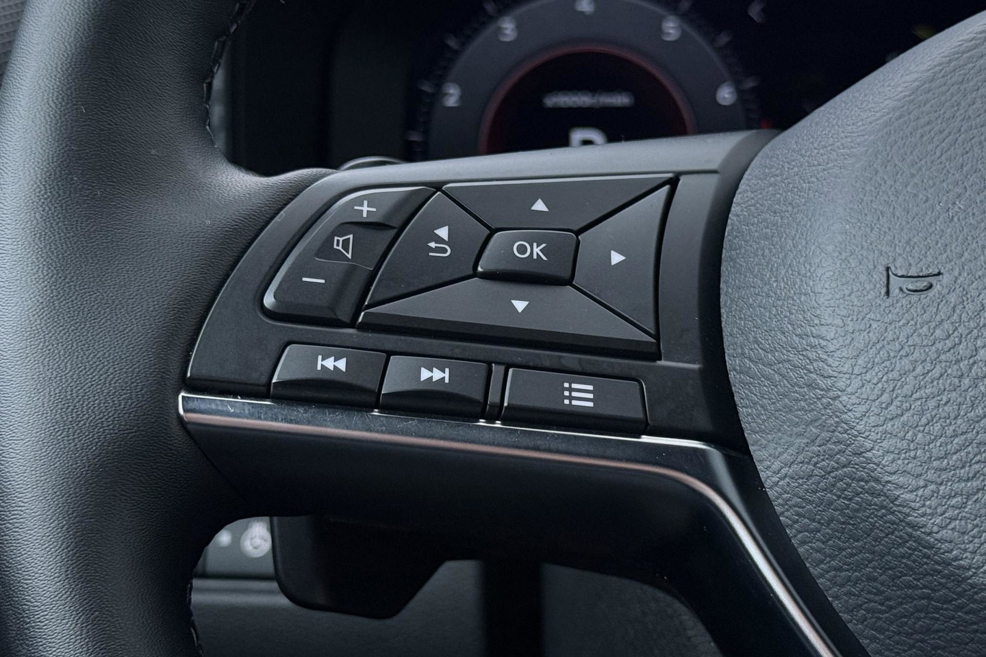 Nissan Juke 1.0 DIG-T N-Connecta | Stoel+Stuurverwarming | Cruise Control | Carplay | Camera | Keyless