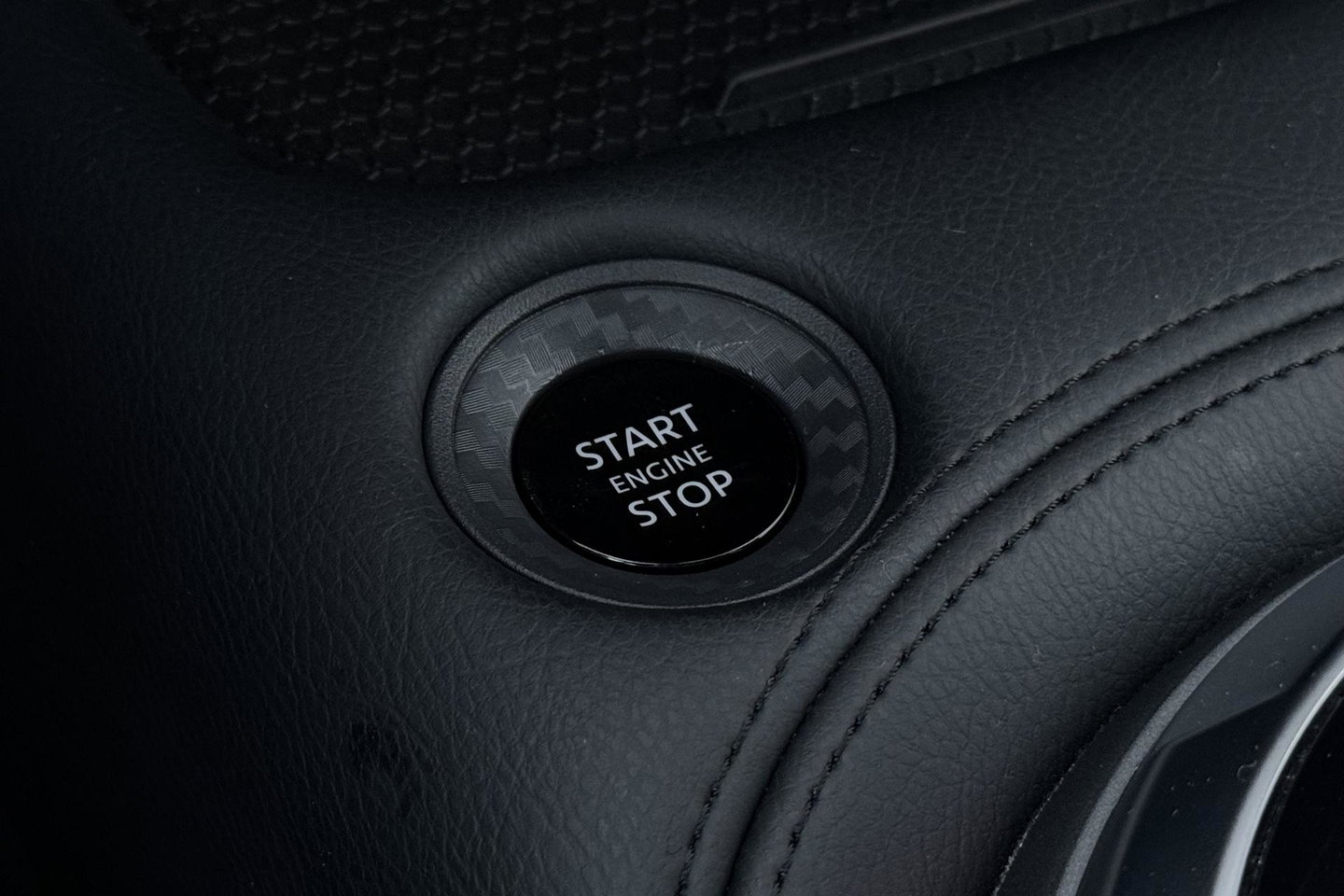 Nissan Juke 1.0 DIG-T N-Connecta | Stoel+Stuurverwarming | Cruise Control | Carplay | Camera | Keyless