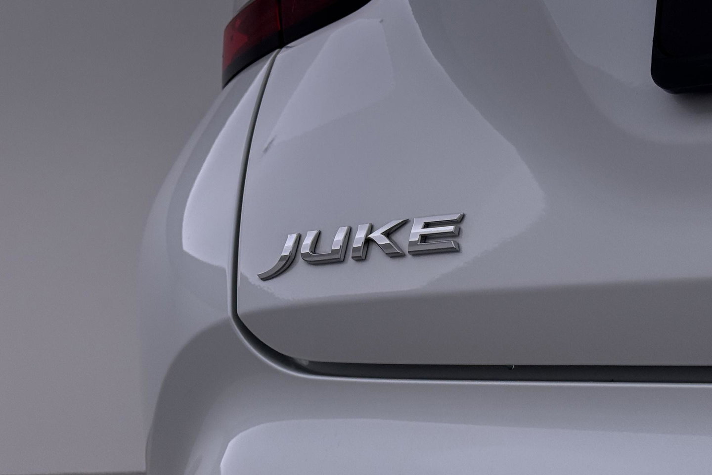 Nissan Juke 1.0 DIG-T N-Connecta | Stoel+Stuurverwarming | Cruise Control | Carplay | Camera | Keyless
