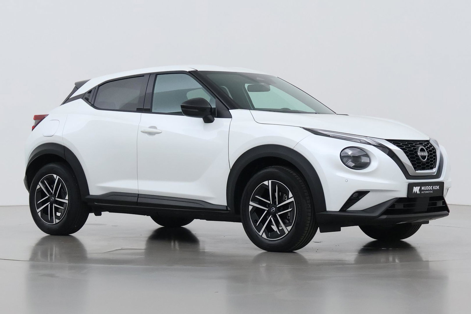 Nissan Juke 1.0 DIG-T N-Connecta | Stoel+Stuurverwarming | Cruise Control | Carplay | Camera | Keyless